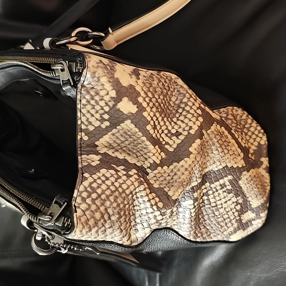 Coach F57507 Christie Carryall Shoulder Bag Python Snake Exotic Black Purse EUC - Picture 7 of 16